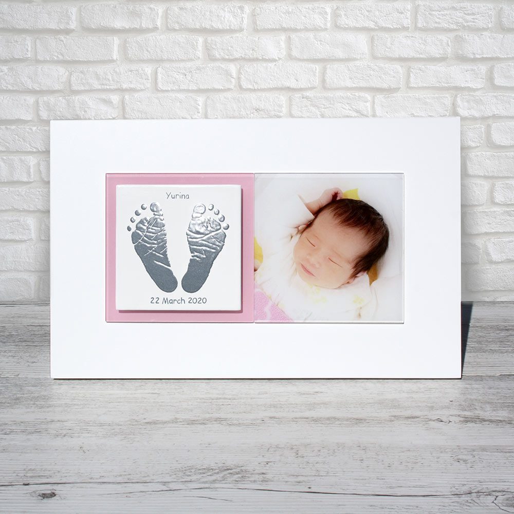 Newborn baby keepsake frame handprints & footprints and photo